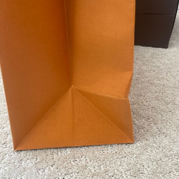 Authentic Louis Vuitton Orange and Blue shopping bag 💙🧡 - Picture 4 of 6